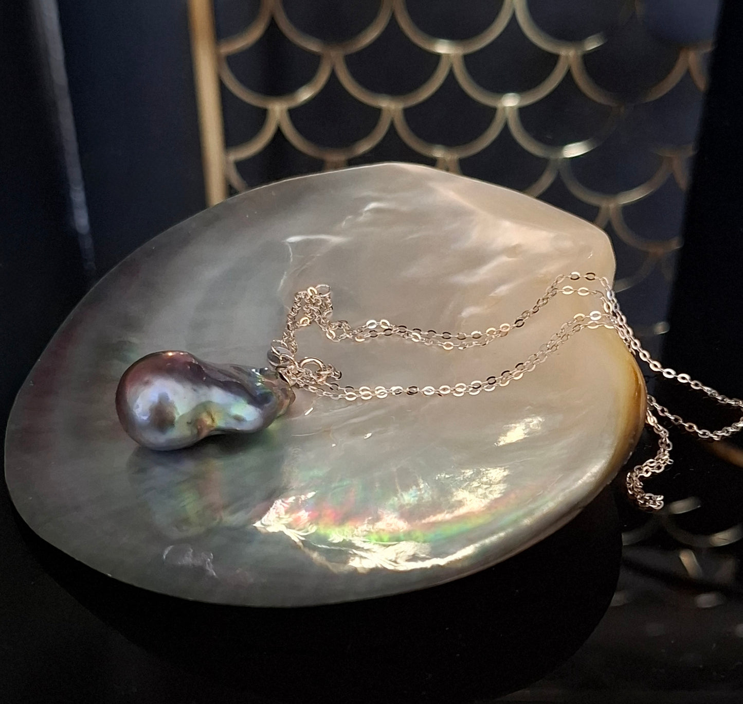 Freshwater black rainbow baroque pearl pendant