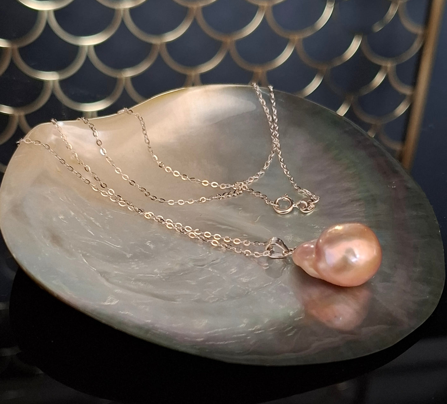 Purple baroque pearl pendant