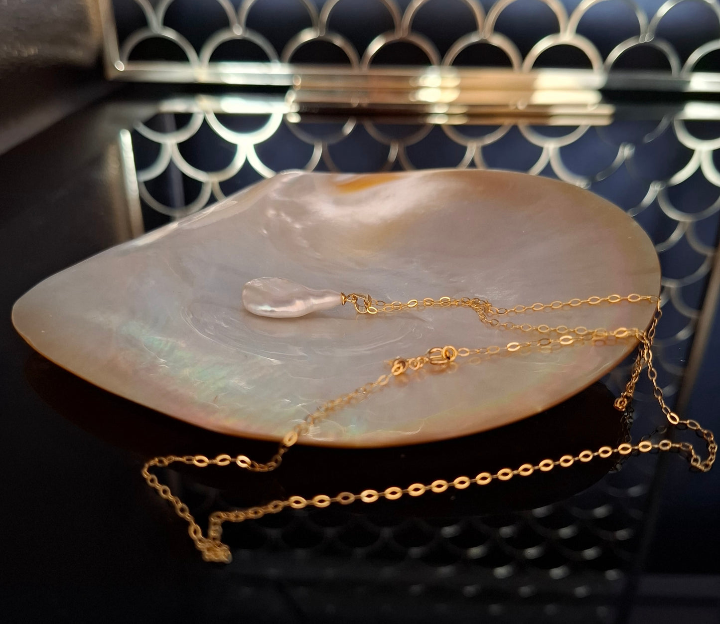 Freshwater Keshi white pearl pendant