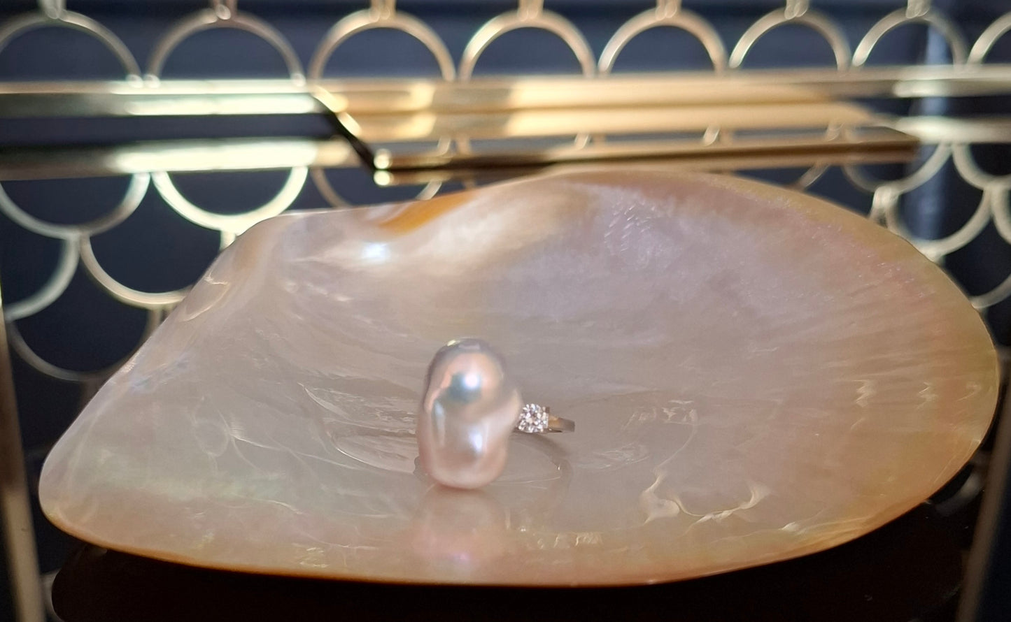 Freshwater baroque pearl ring ( 2 )