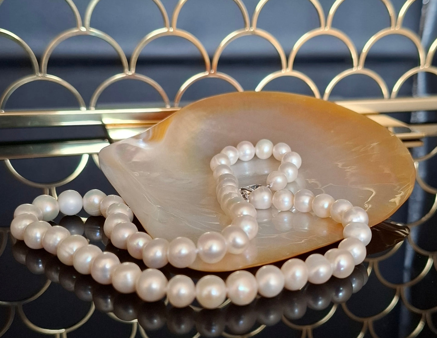 Freshwater near round pearl necklace