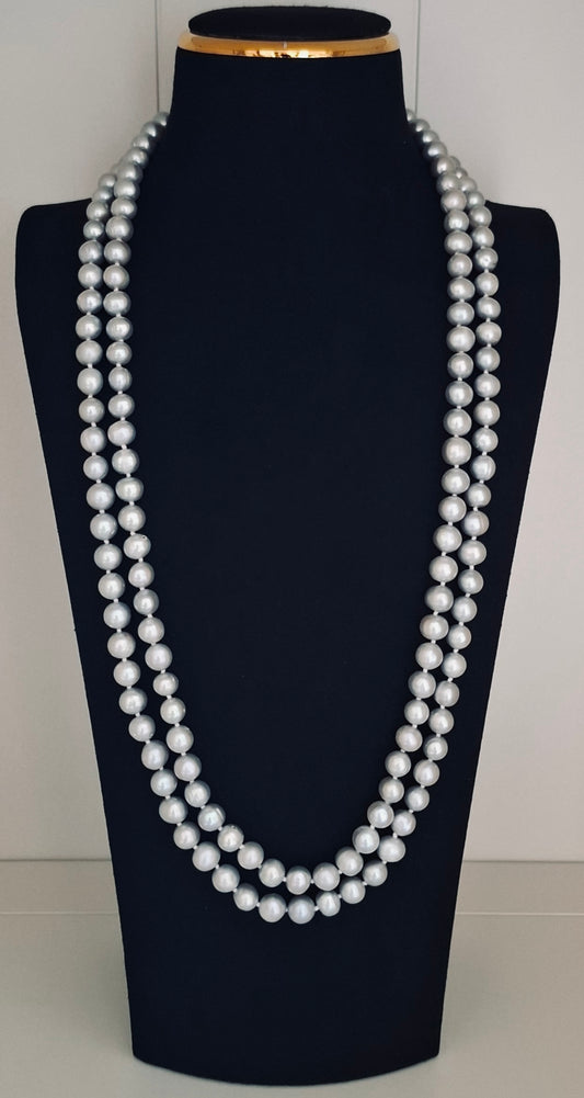 Freshwater grey pearl necklace