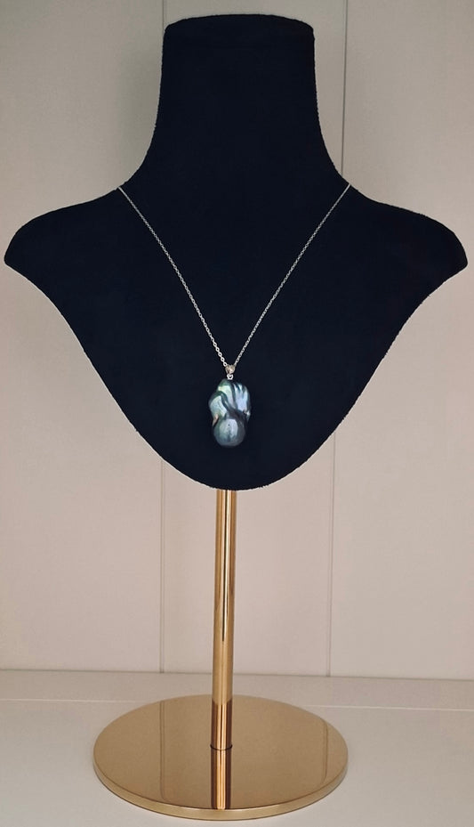 Freshwater black rainbow baroque pearl  pendant