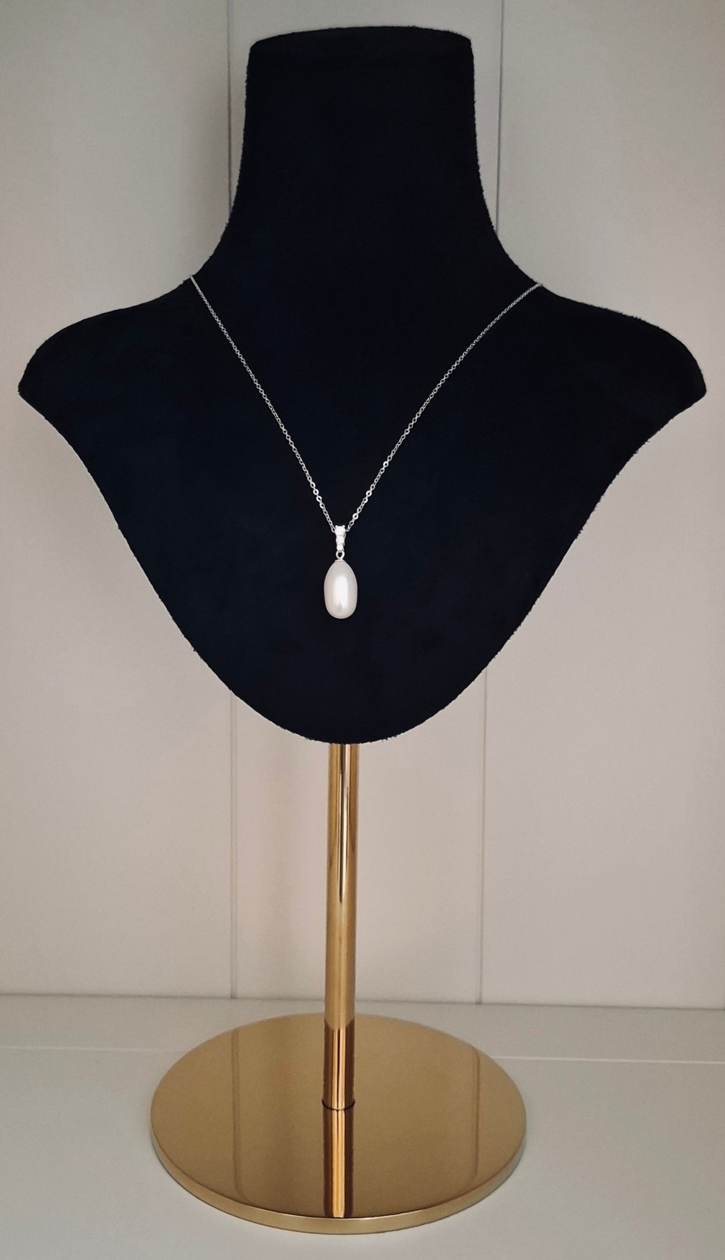 Freshwater rice pearl  silver necklace