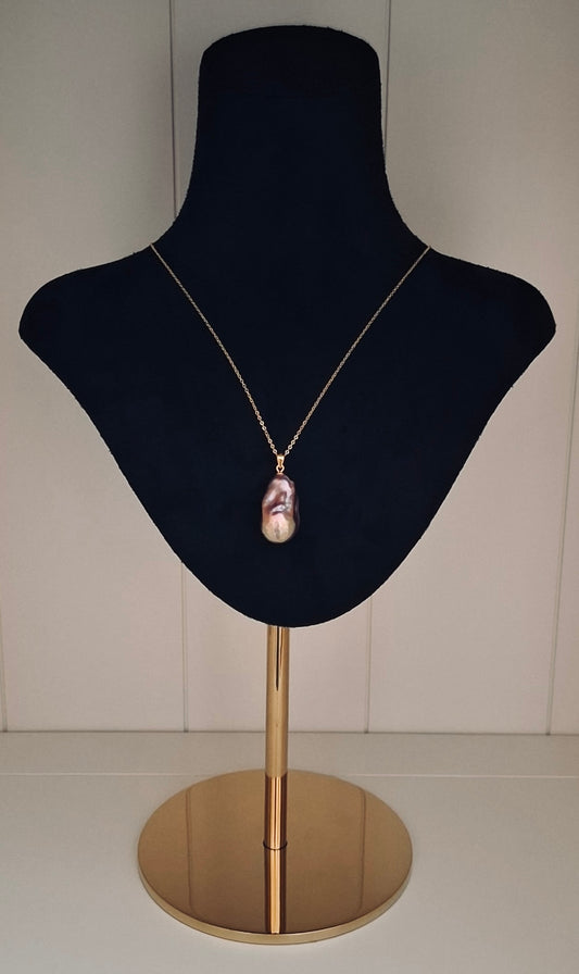 Natural rainbow pearl pendant