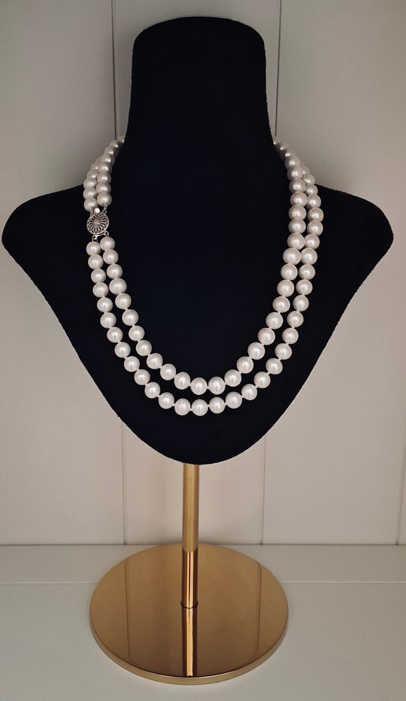 Double row pearl necklace