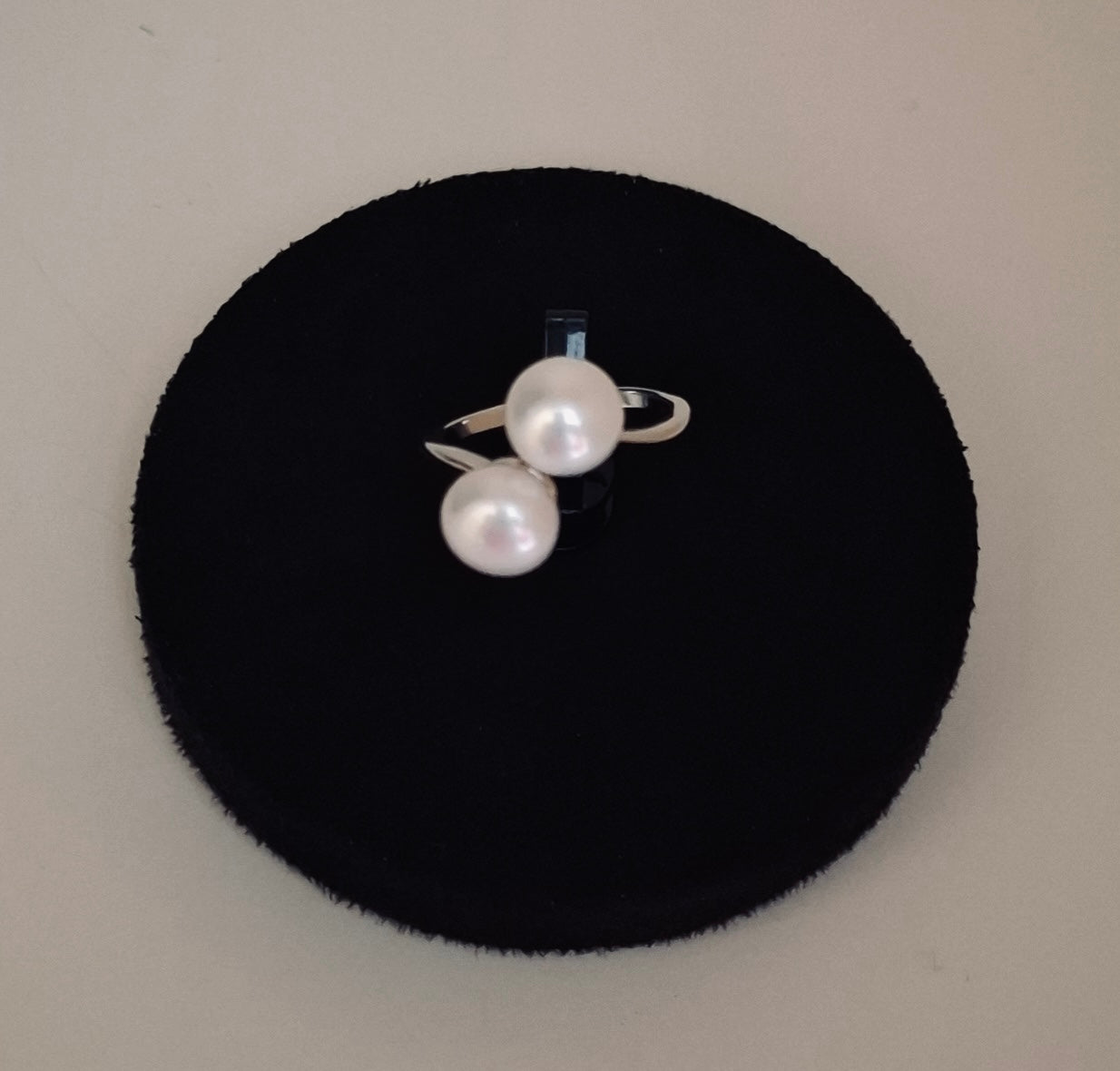 Double freshwater pearl ring