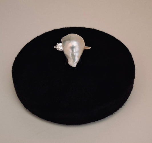 Freshwater baroque pearl ring ( 9 )