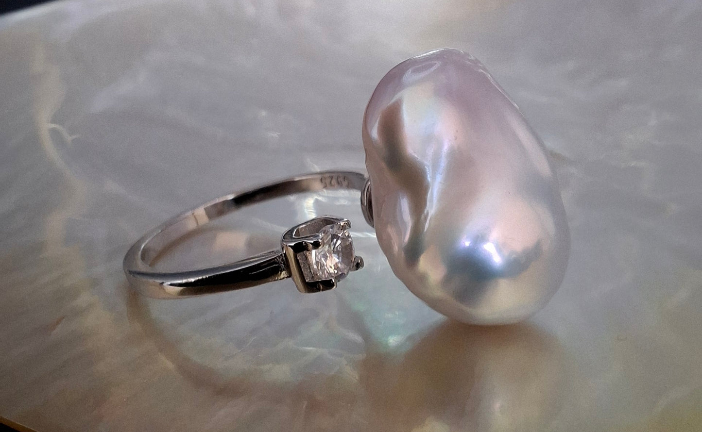 Freshwater baroque pearl ring ( 2 )
